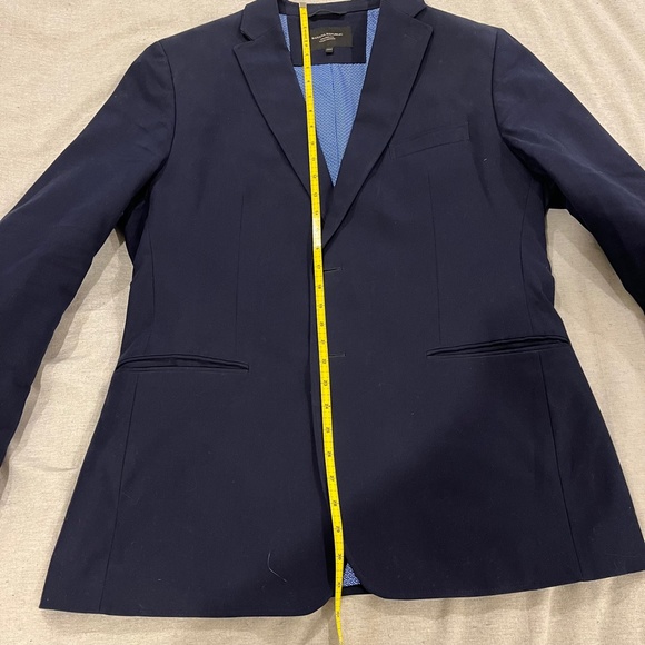 Banana Republic Blazer in Navy Blue - Picture 9 of 16